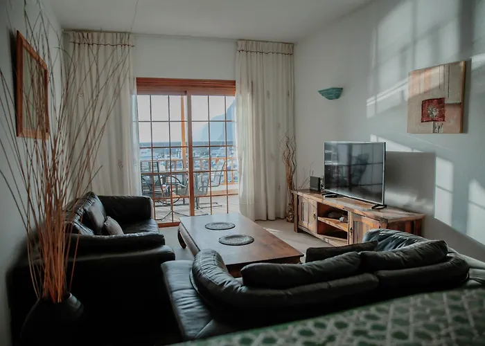 Apartment Refurbished First Line Reformado La Primera Linea Del Maar Acantilado de los Gigantes