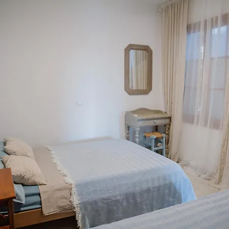Newly Refurbished First Line Ricien Reformado La Primera Linea Del Maar Apartment Acantilado de los Gigantes