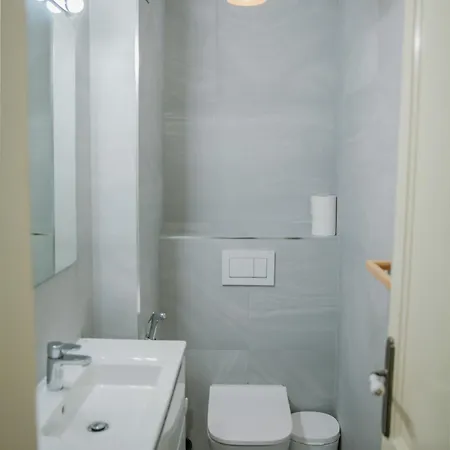Newly Refurbished First Line Ricien Reformado La Primera Linea Del Maar Apartment