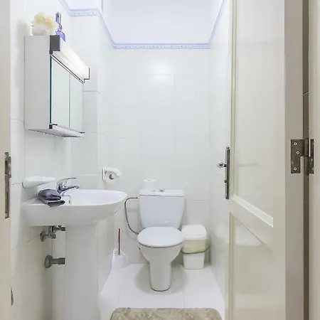 Newly Refurbished First Line Ricien Reformado La Primera Linea Del Maar Apartment Acantilado de los Gigantes