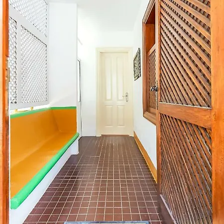 Newly Refurbished First Line Ricien Reformado La Primera Linea Del Maar Apartment Acantilado de los Gigantes