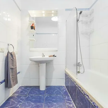 Newly Refurbished First Line Ricien Reformado La Primera Linea Del Maar Apartment Acantilado de los Gigantes